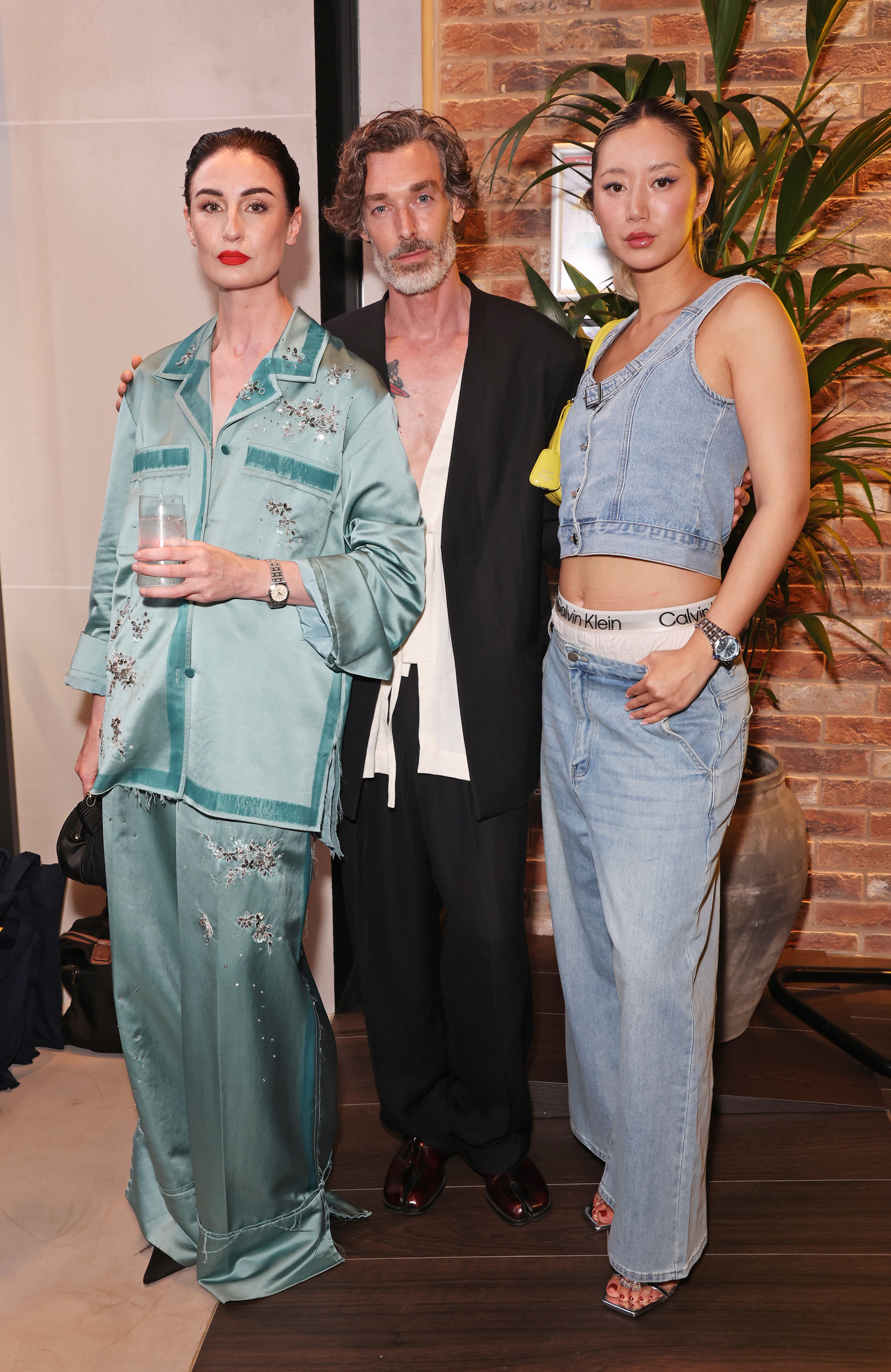 Breitling - three women standing together 