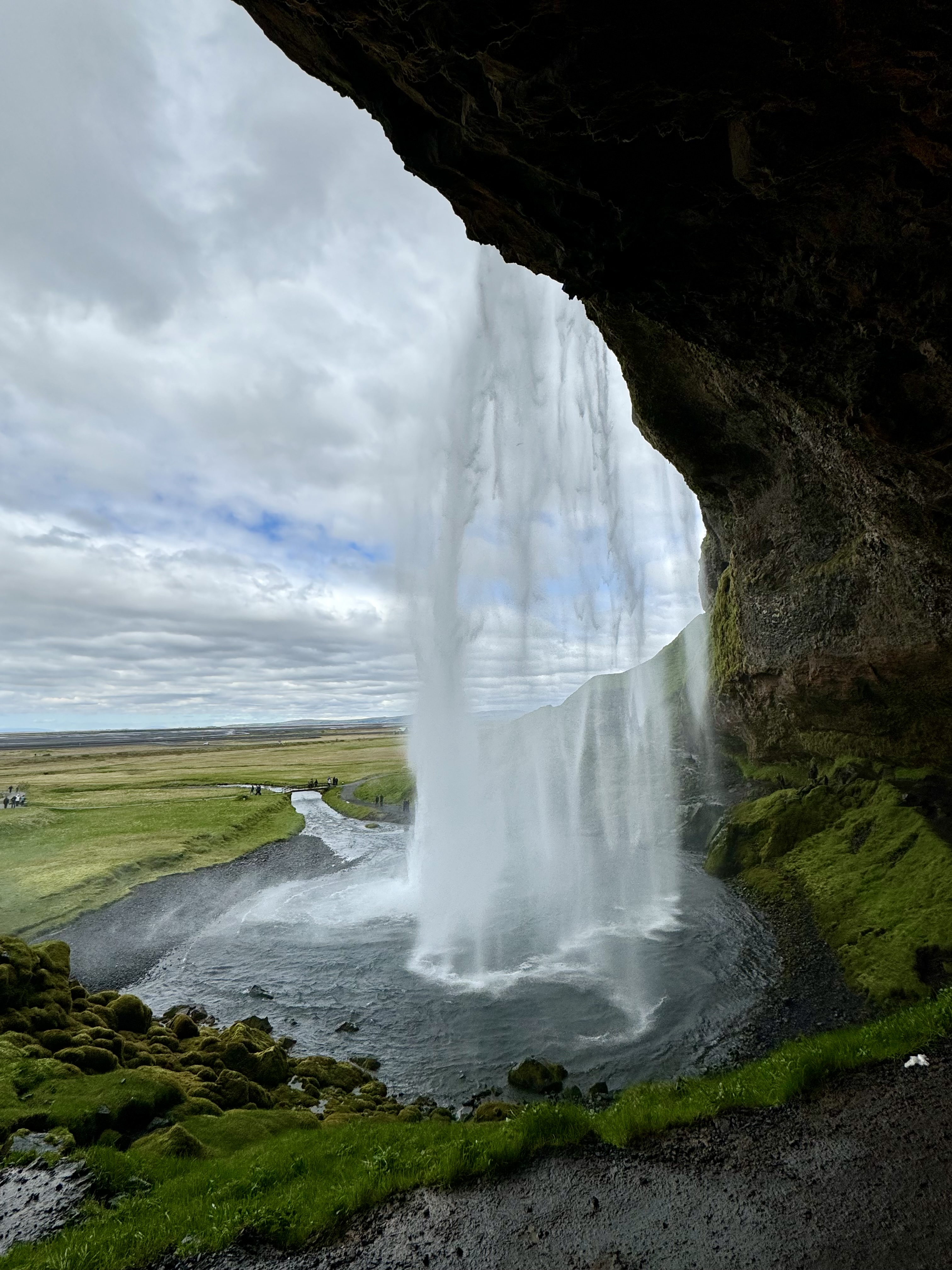 Seljalandsfoss waterfall