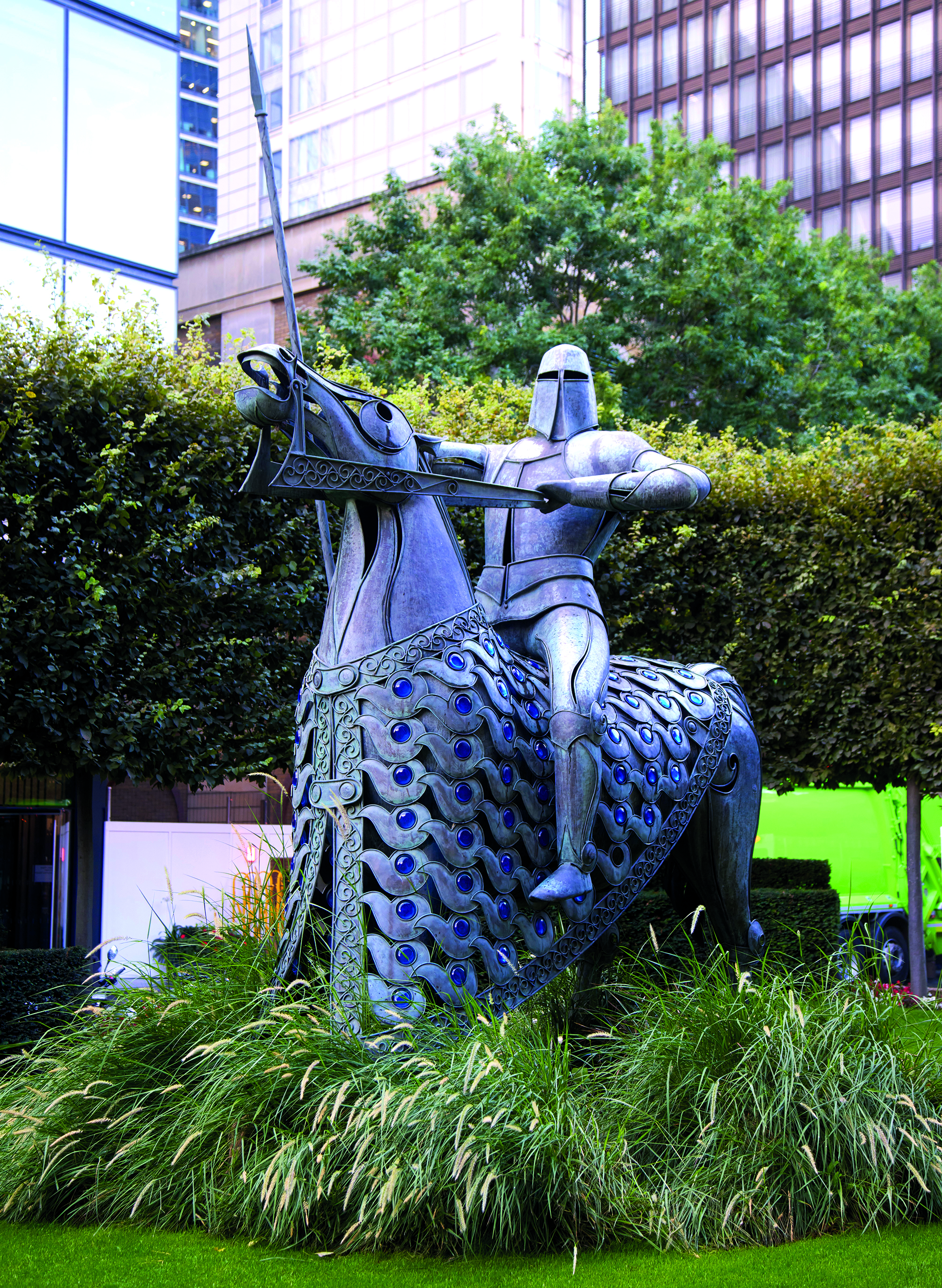 Animal statues around London - Cnihtengild horse and knight