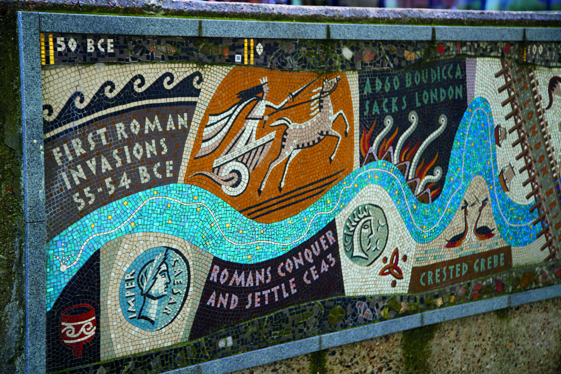 London Animal Statues- Queenhithe’s waving seal