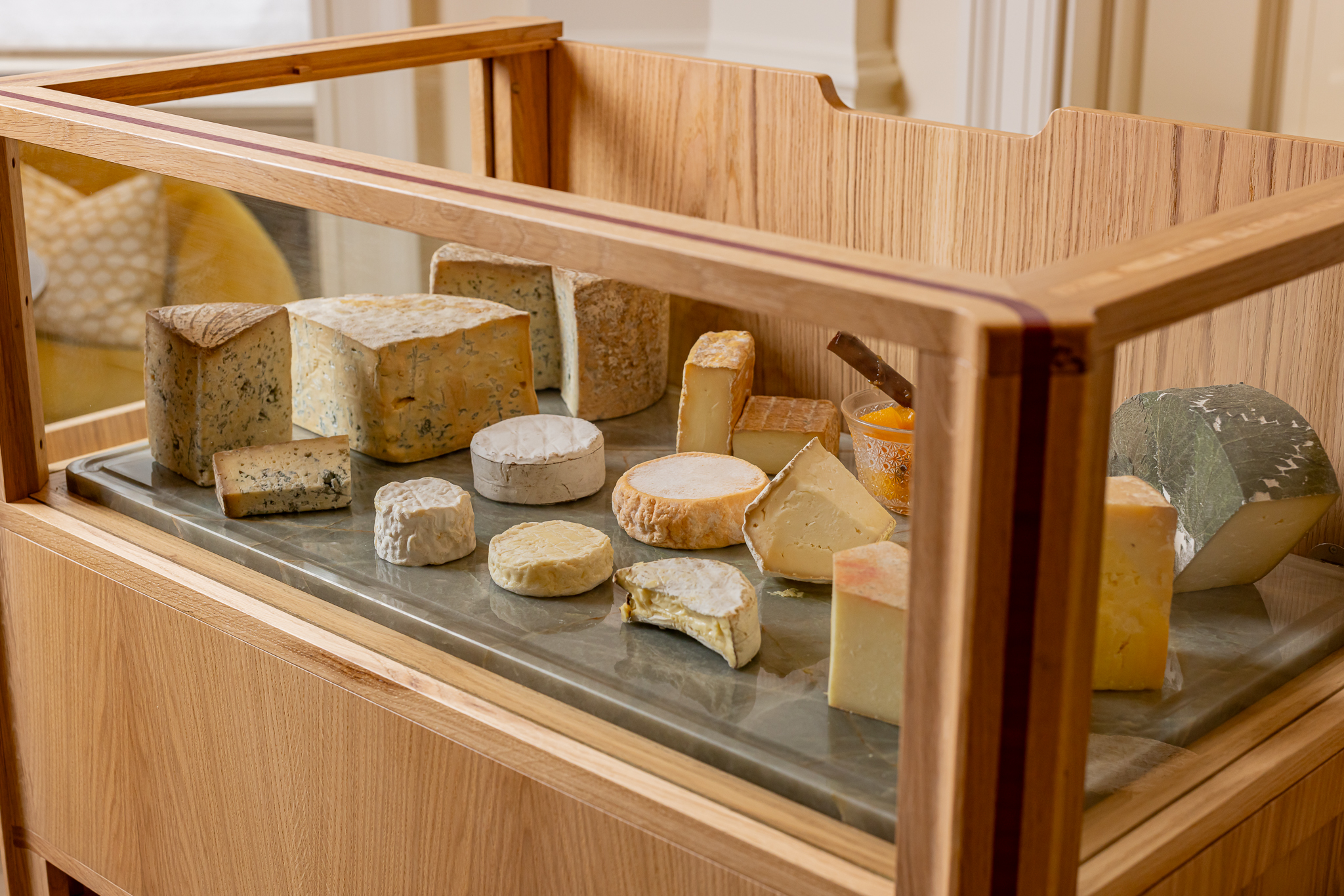 Serving Cart Luxury Dining - cheese trolley at Mauro Colagreco