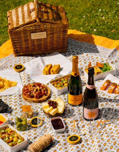 Picnic Veuve Clicquot - picnic basket